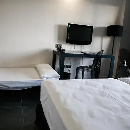 4us Vip ホテル