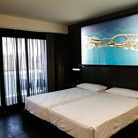 Szálloda 4us Vip La Manga del Mar Menor