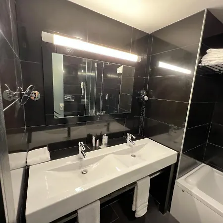 Bakour Splash Hotel